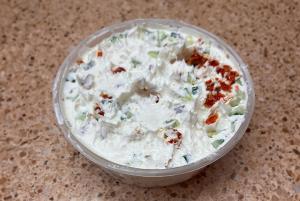 Vegetable cream cheese - 8 oz container