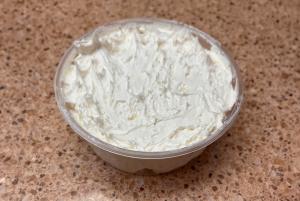 Whipped plain cream cheese - 8 oz container
