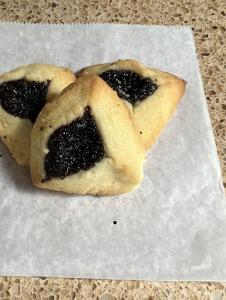 Mini poppyseed hamentashen