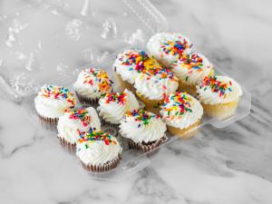 Dairy mini cupcakes (12 pk)